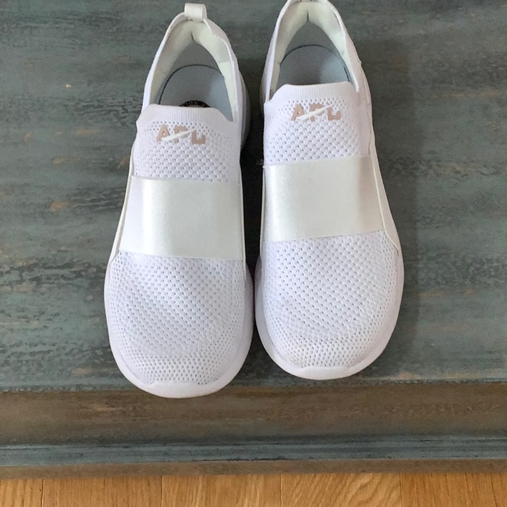 APL: Athletic Propulsion Labs TechLoom Bliss Sneakers

TechLoom Bliss Sneakers